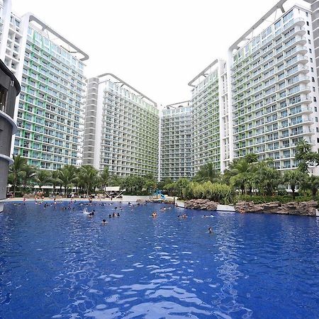 Maui Condotel Azure Residence Manila Exterior photo
