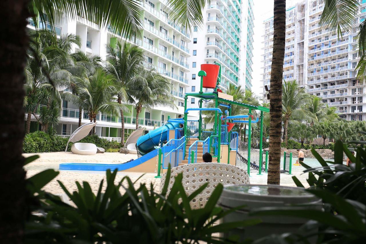 Maui Condotel Azure Residence Manila Exterior photo